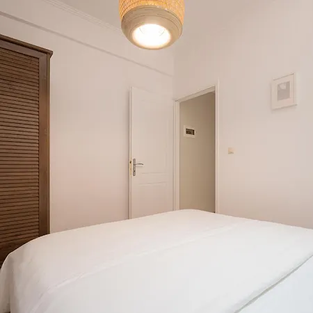Beautiful House Retreat 尼坡帝